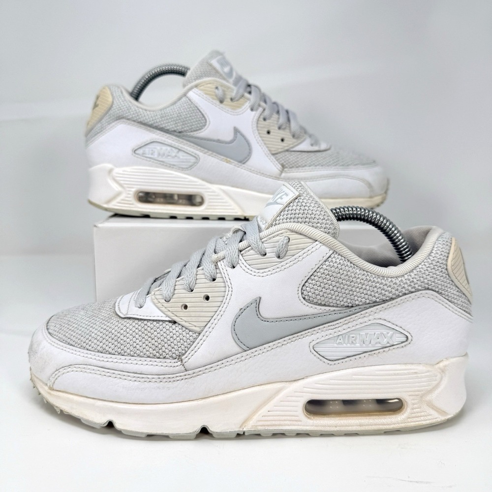 Nike Air Max 90 Essential Mens Size 8 Pure Platinum Shoes Sneakers 537384-134